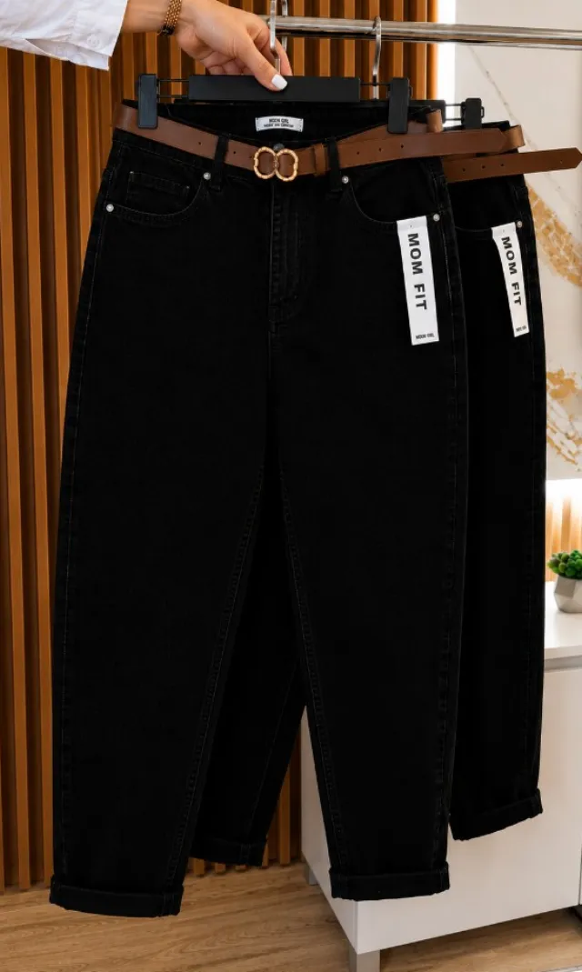 Чорні Mom Fit 699-2